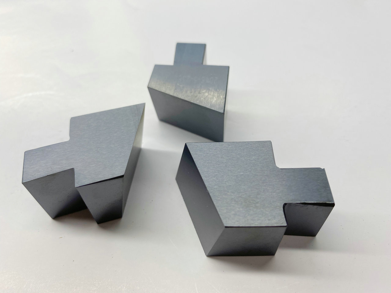 氮化钛铝（TIALN)